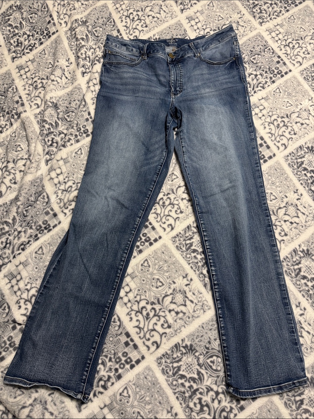 Maurices Women's Boot Cut Jeans in Medium Blue Wash